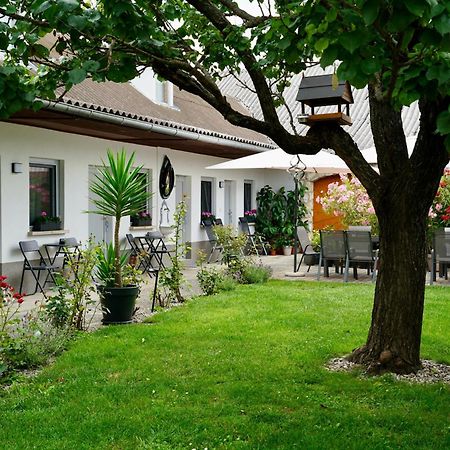Privatzimmer Haider Illmitz Exterior foto